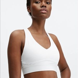 Fabletics All Day Every Day Bra II in white